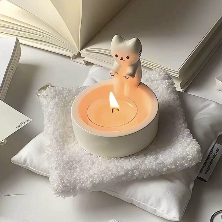 Warming Kitty Ceramic Candle Holder | Kawaii Healing Cat Decor）